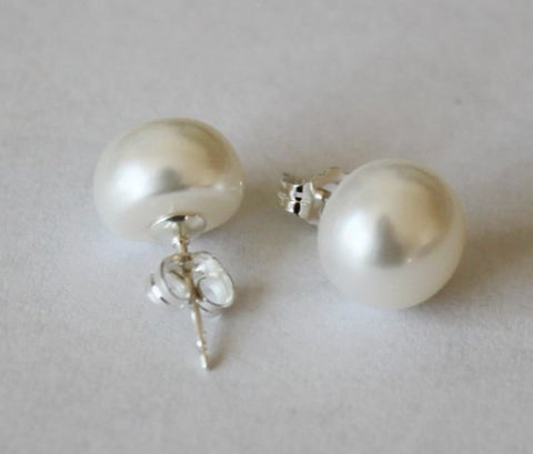 Large fresh water pearl stud earrings, Bridesmaids earrings, Big Bridal pearl earrings, Big real pearl earrings, Bridal party jewelry gift