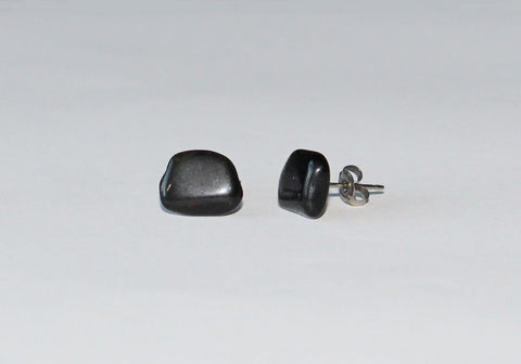 Black tourmaline raw stone earrings, Titanium earrings, Hypoallergenic Tourmaline studs, Raw birthstone studs, Black stone studs Black studs
