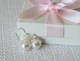 SET of 7 pairs bridesmaid earrings, cream pearl earrings, 7 sets gold pearl earrings, pearl Leaf earrings, Bridesmaid gift, Wedding earrings