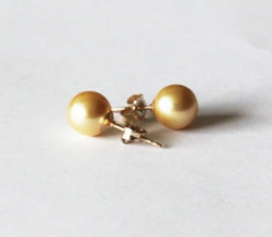 6mm, 8mm Gold Swarovski pearl stud earrings - 14K Gold filled- Gold pearl earrings - gold pearl studs- bridesmaid earrings- Gold earrings