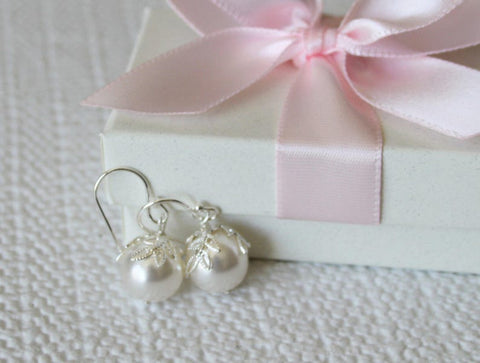 SET of 5 pairs large bridesmaids earrings, 5 sets Bridesmaids gifts, Gold pearl earrings, Leaf pearl earrings, Bridal party gift sets