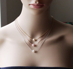 Set of 4 bridesmaid pearl necklaces,Bridesmaids gift, Bridal party necklace, Gold pearl necklace, Wedding pearl jewelry, Bridal jewelry gift