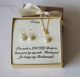Personalized fresh water pearl bridal bracelet necklace earrings set, Infinity initial bangle bridesmaid bracelet, Bridesmaid pearl earrings