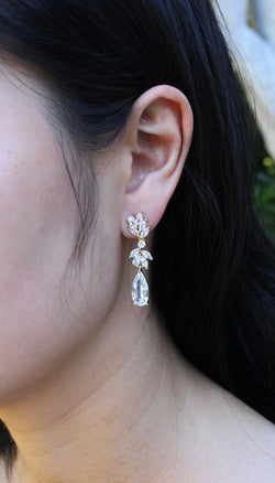 Bridal Pearl earrings Wedding jewelry set Wedding pearl earrings necklace Bridal bracelet Bridesmaids gifts Maid of Honor Bridal jewelry