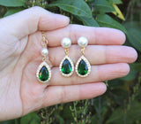 Emerald bridesmaid earrings necklace set Emerald wedding jewelry set Bridal party gift Bridesmaid jewelry Green necklace bracelet earrings